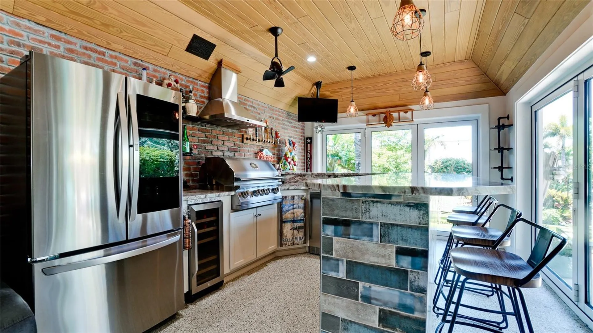 522 68th Street Holmes Beach FL 34217