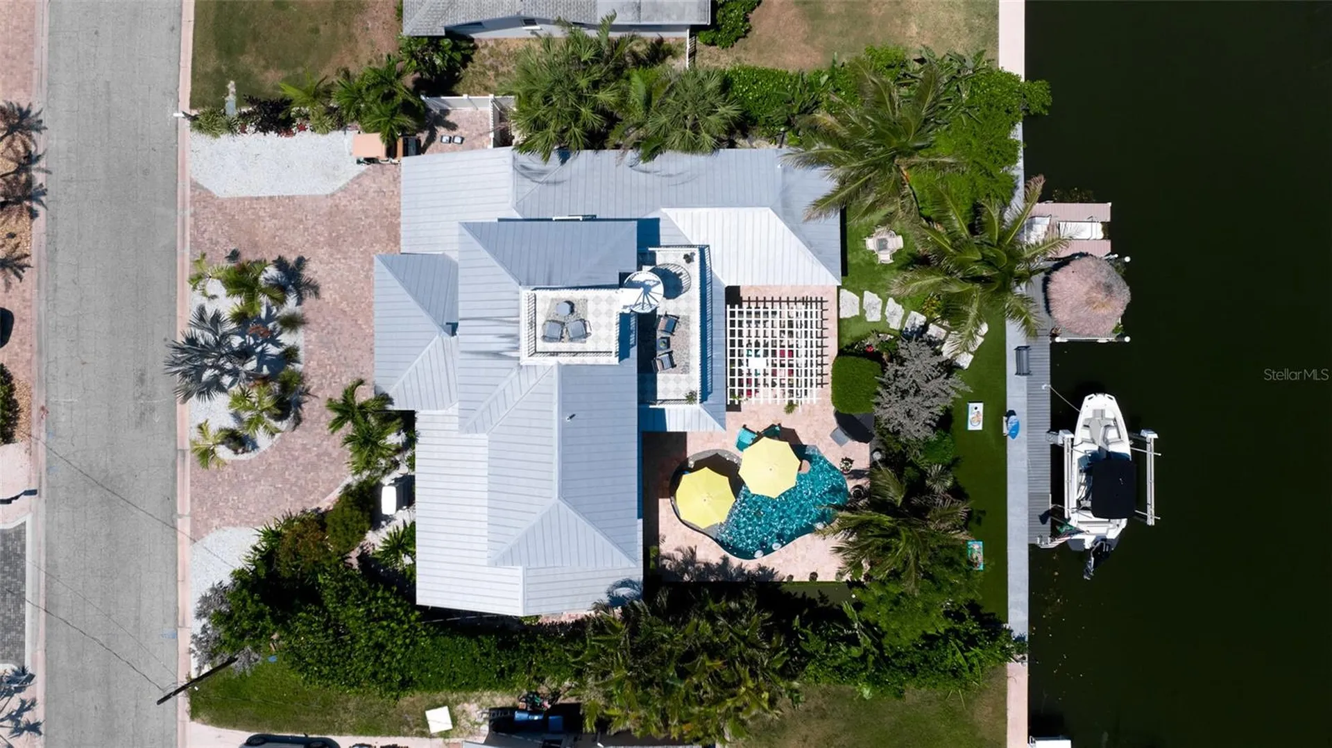 522 68th Street Holmes Beach FL 34217