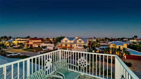 522 68th Street Holmes Beach FL 34217