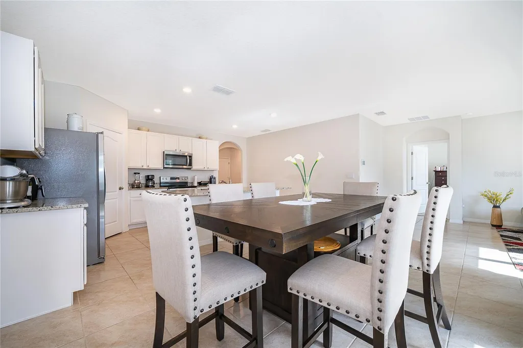 2807 Harmonia Hammock Road Harmony FL 34773