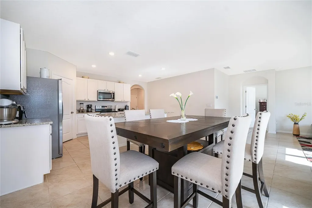 2807 Harmonia Hammock Road Harmony FL 34773