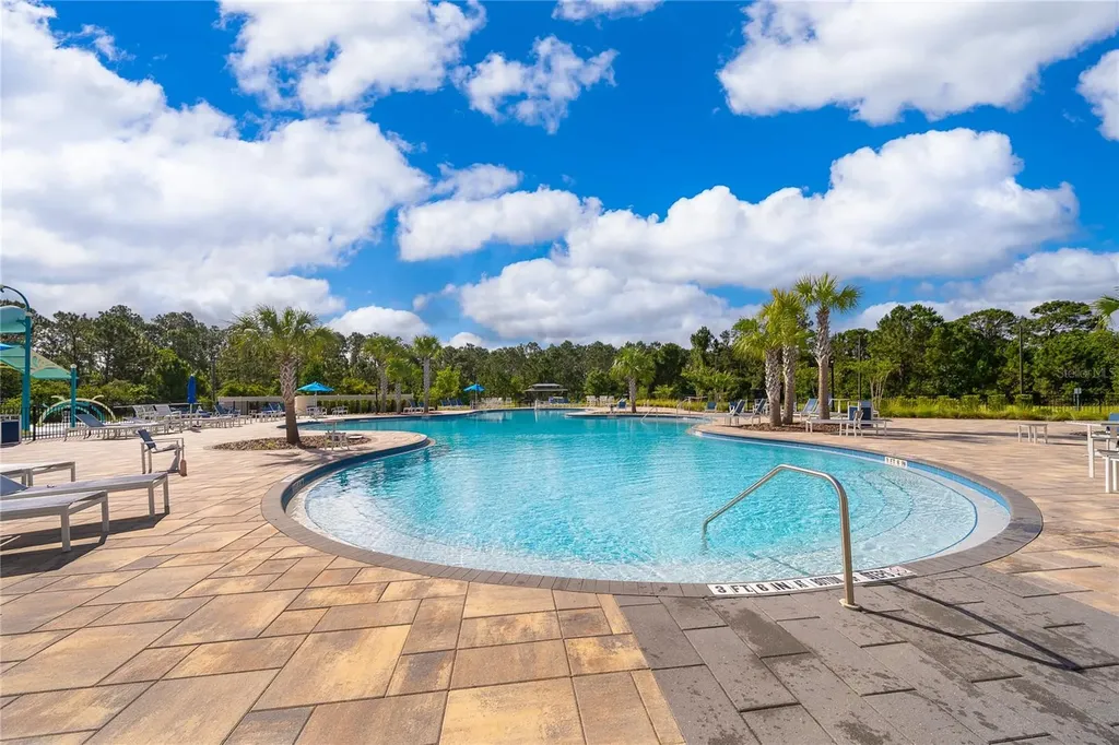 2807 Harmonia Hammock Road Harmony FL 34773