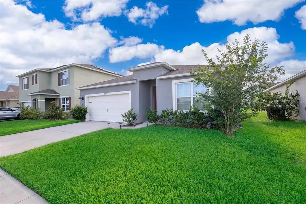 2807 Harmonia Hammock Road Harmony FL 34773