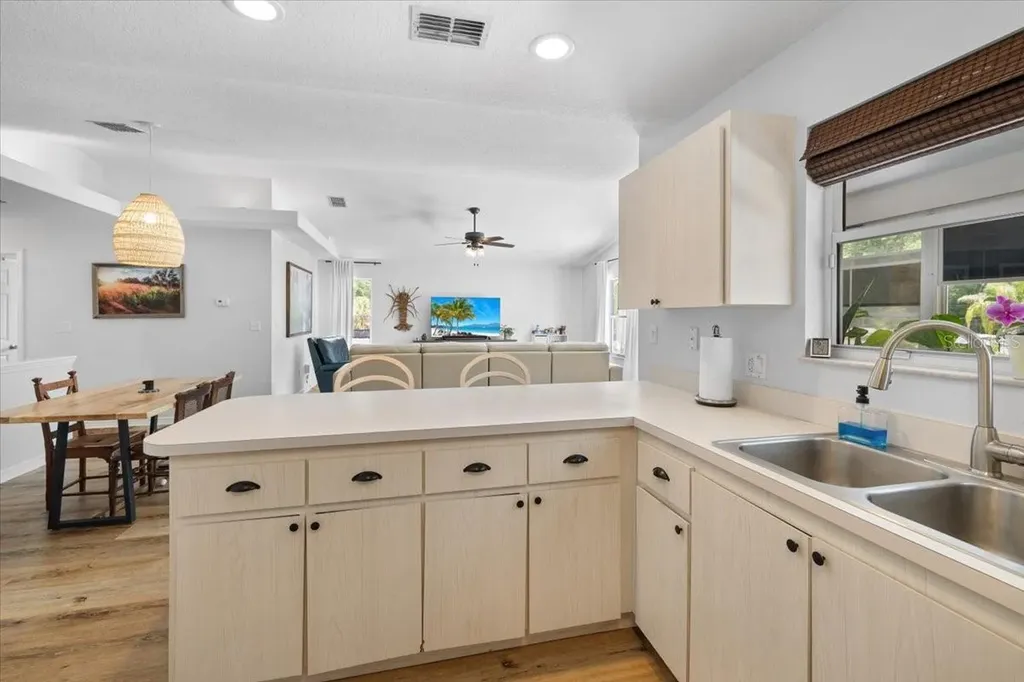 7264 Aberdeen Court Weeki Wachee FL 34607