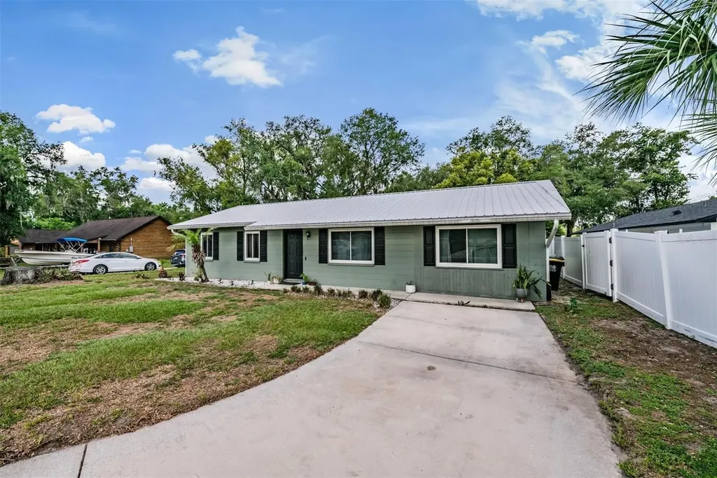 4819 S Dossey Road Lakeland FL 33811