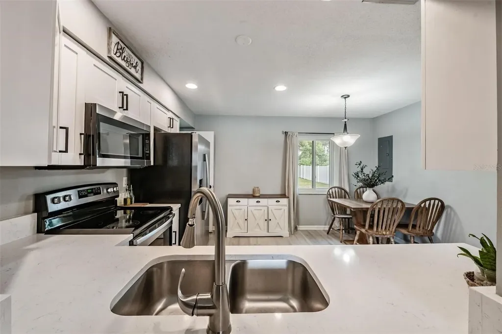 4819 S Dossey Road Lakeland FL 33811