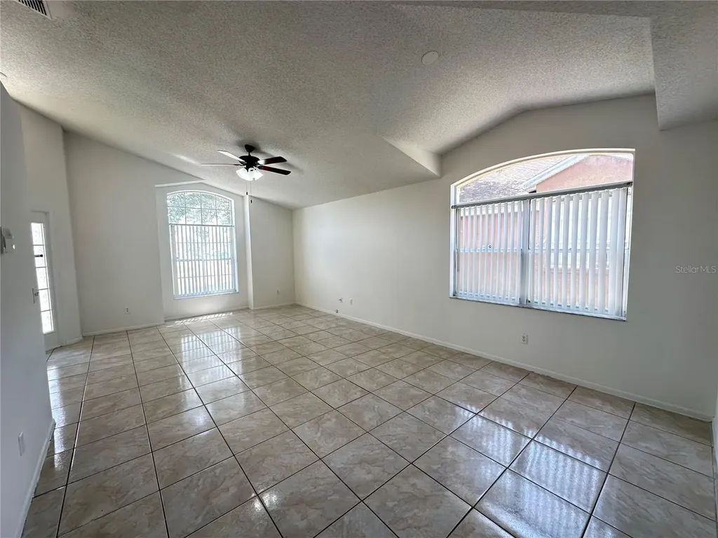 311 Downing Circle Davenport FL 33897