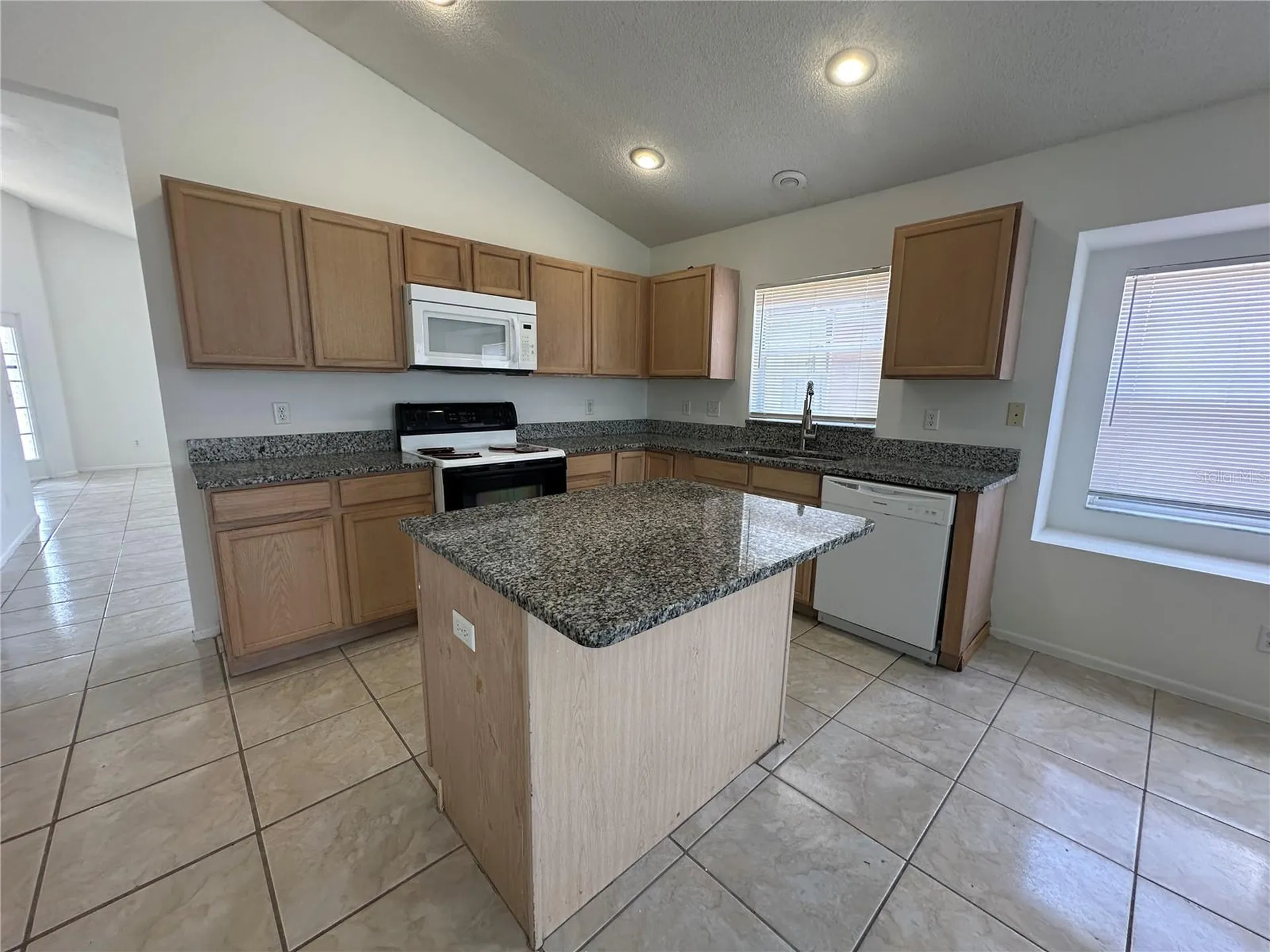 311 Downing Circle Davenport FL 33897