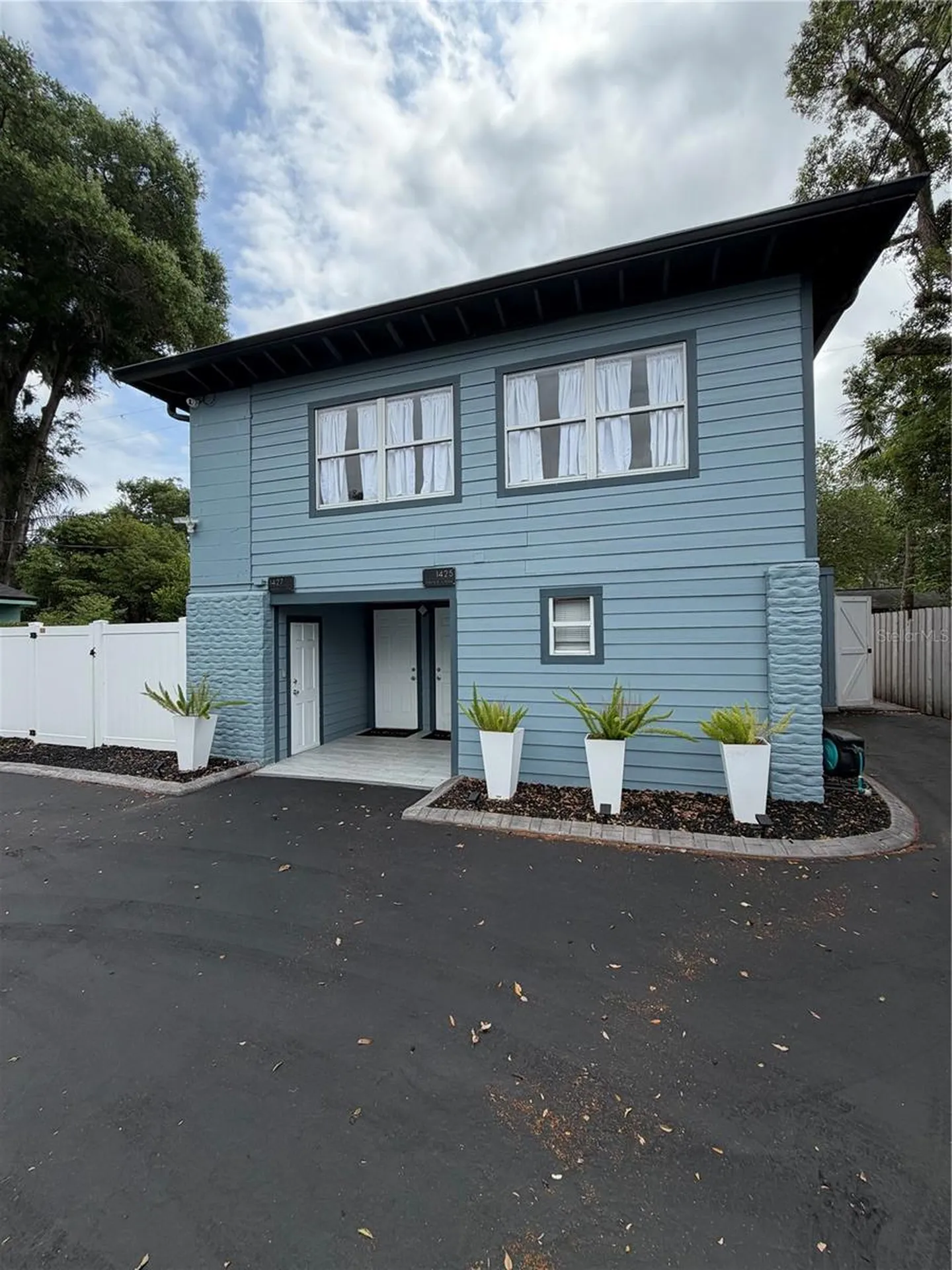 1421, 1423, 1425, 1427 Asher Lane Orlando FL 32803