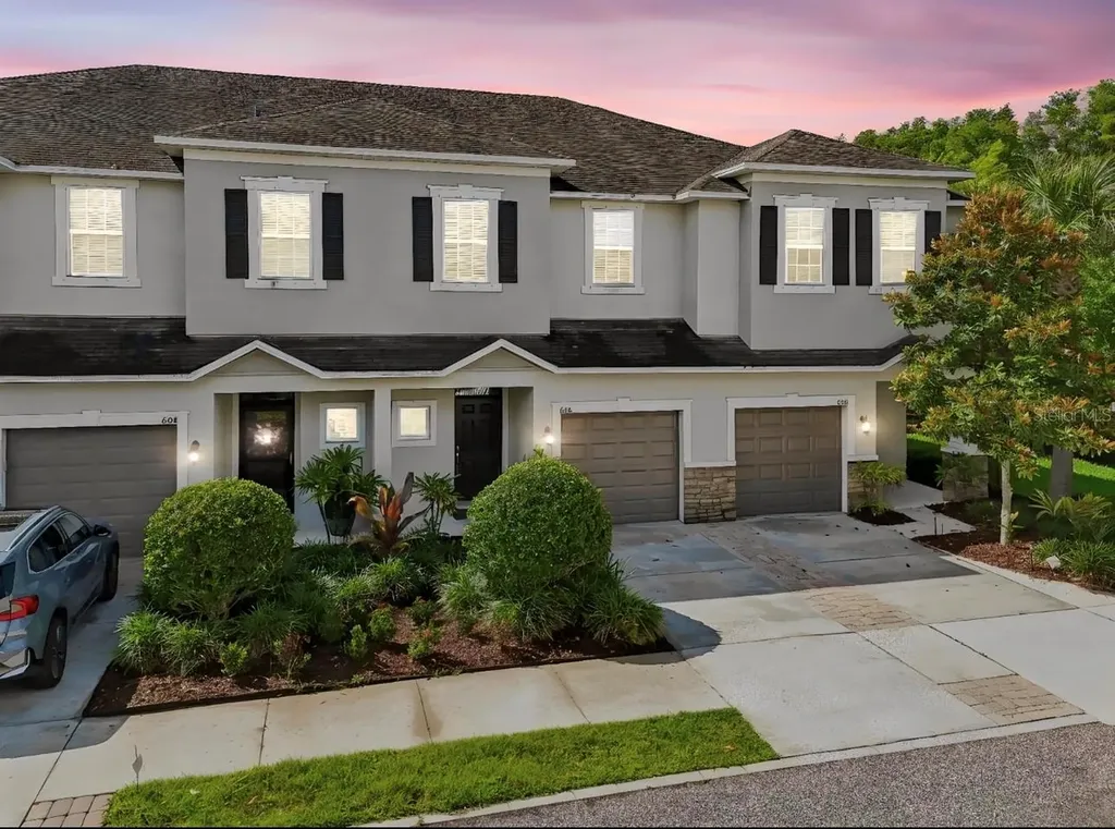 606 Cabernet Way Oldsmar FL 34677