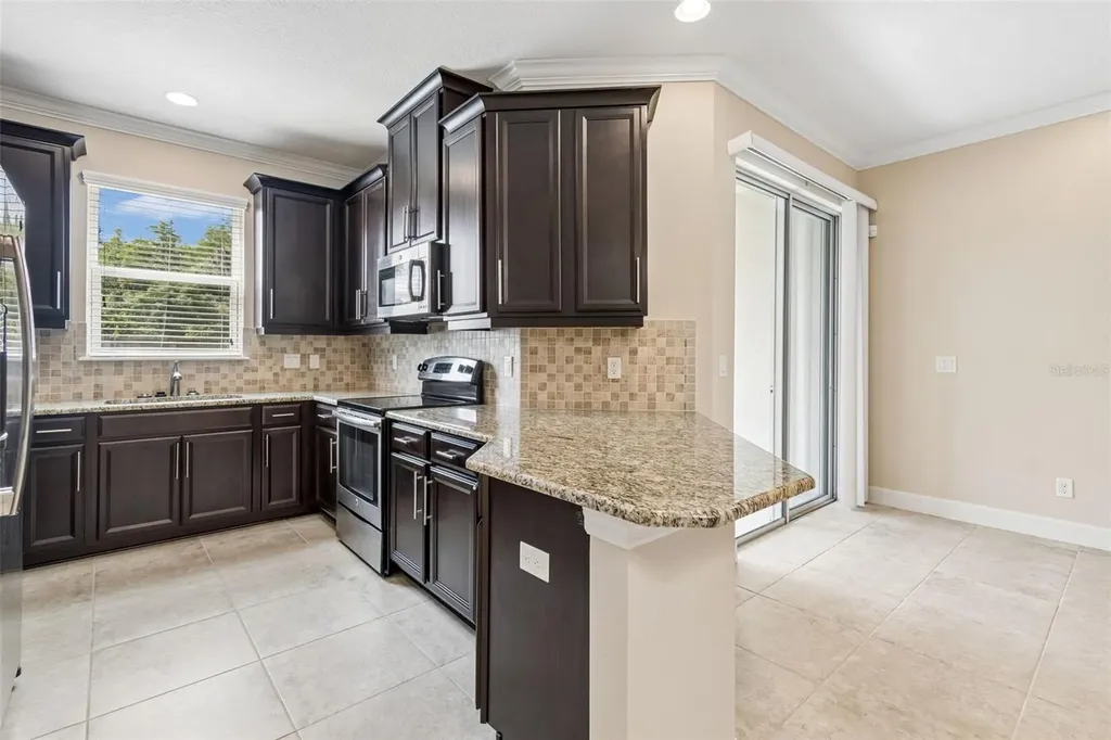 606 Cabernet Way Oldsmar FL 34677
