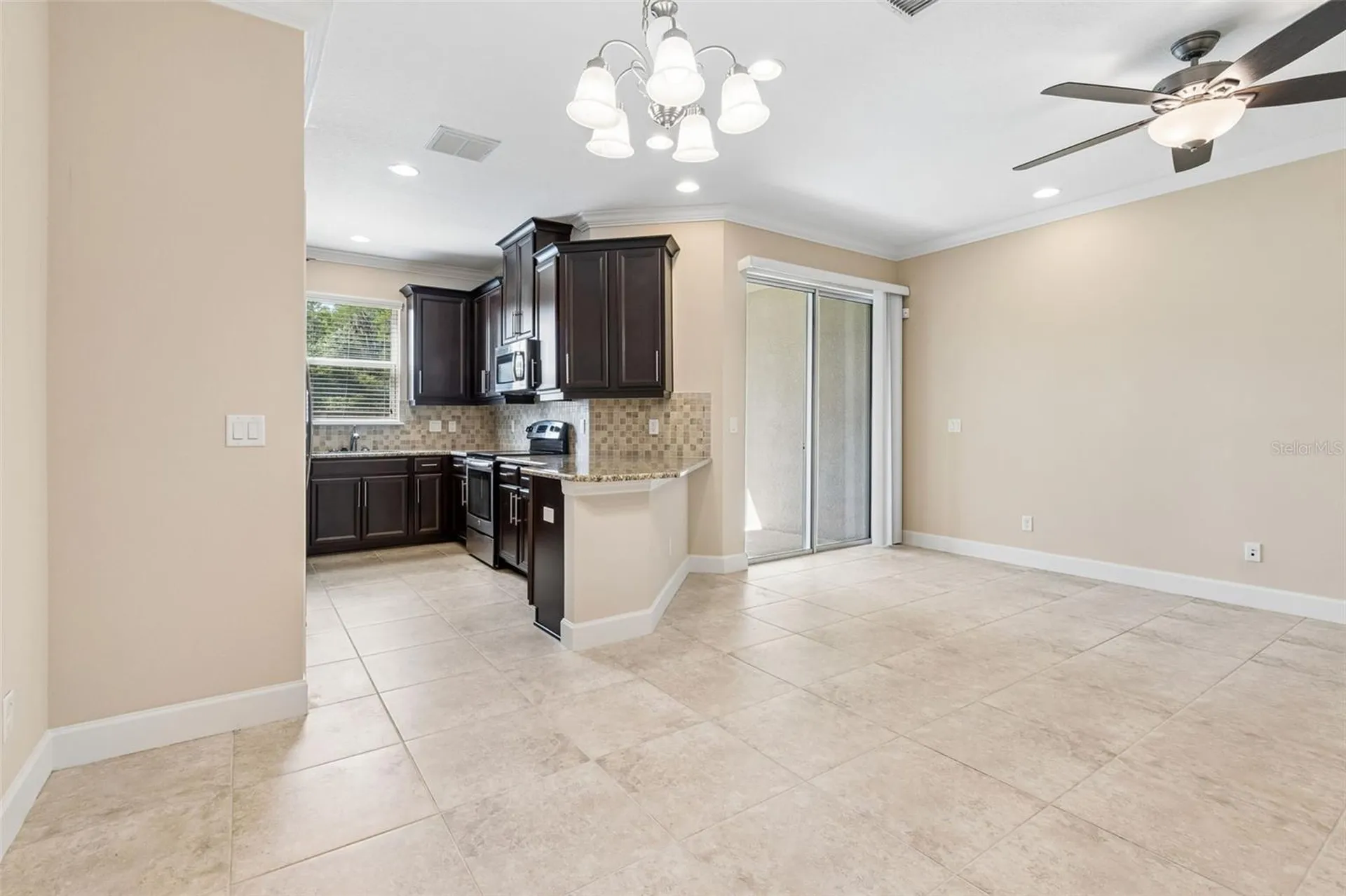 606 Cabernet Way Oldsmar FL 34677