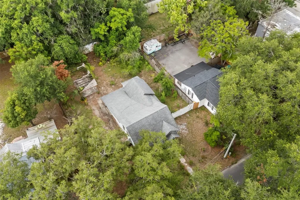 936 E 5th Avenue Mount Dora FL 32757