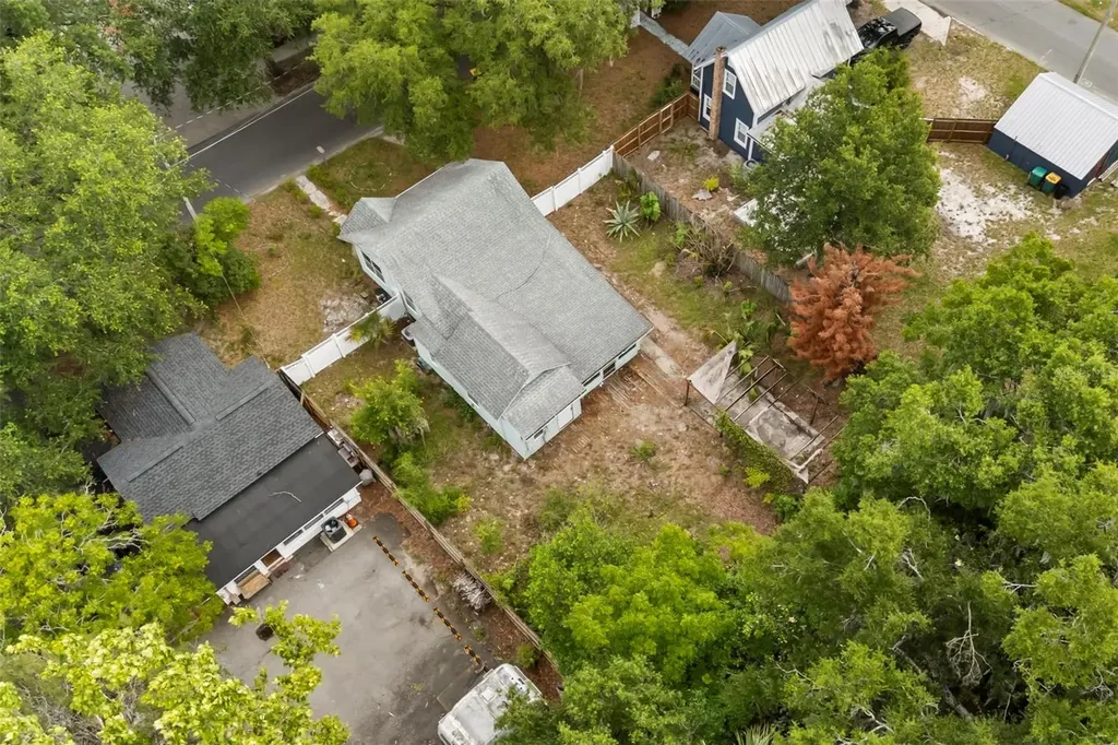 936 E 5th Avenue Mount Dora FL 32757