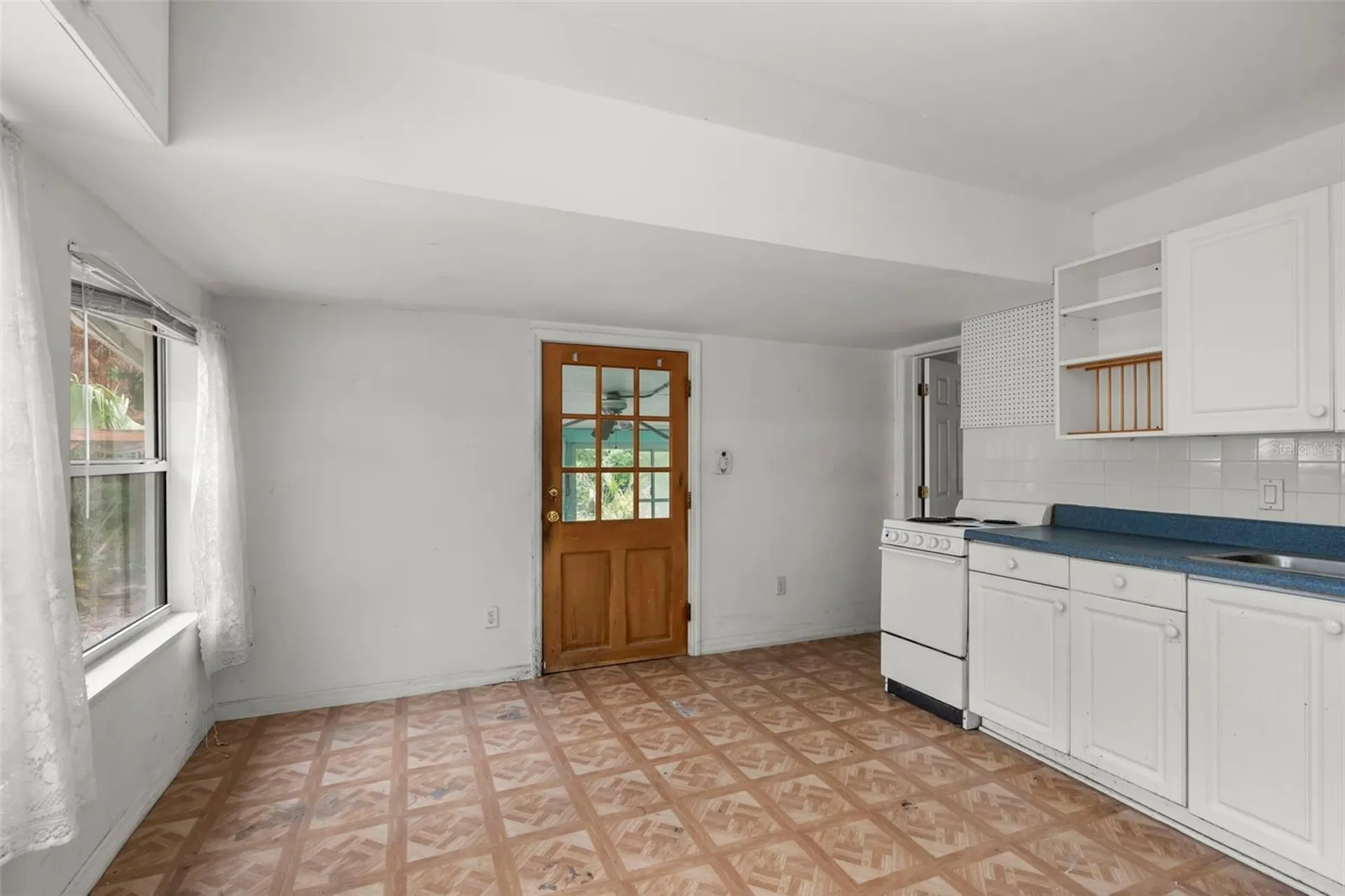 936 E 5th Avenue Mount Dora FL 32757