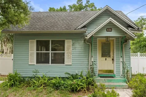936 E 5th Avenue Mount Dora FL 32757