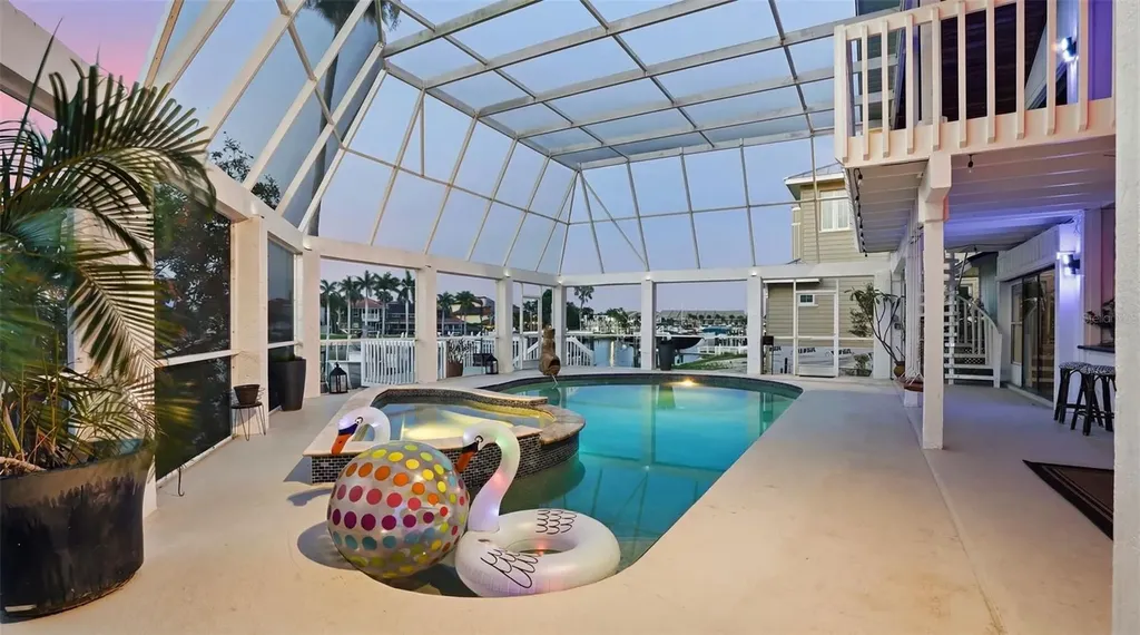 503 Laguna Drive Tierra Verde FL 33715