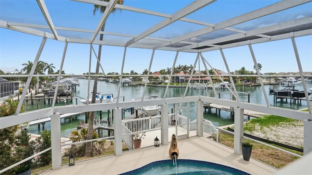 503 Laguna Drive Tierra Verde FL 33715