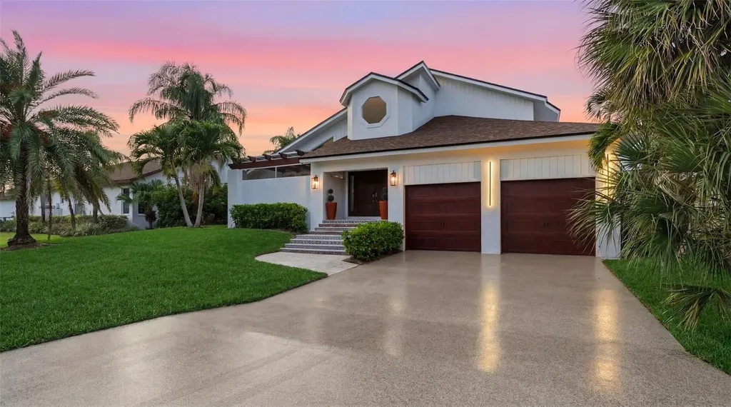 503 Laguna Drive Tierra Verde FL 33715