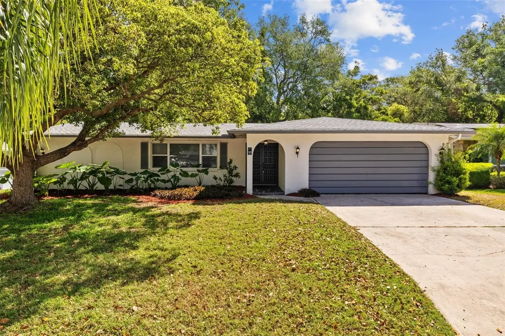 1905 Oro Court Clearwater FL 33764