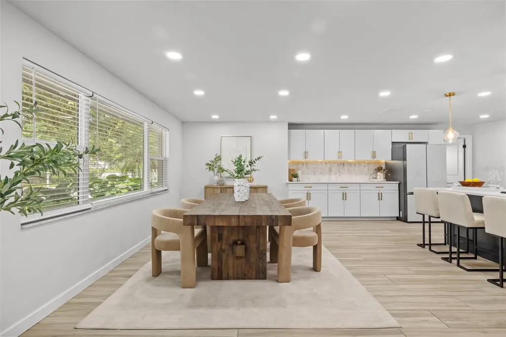 1905 Oro Court Clearwater FL 33764