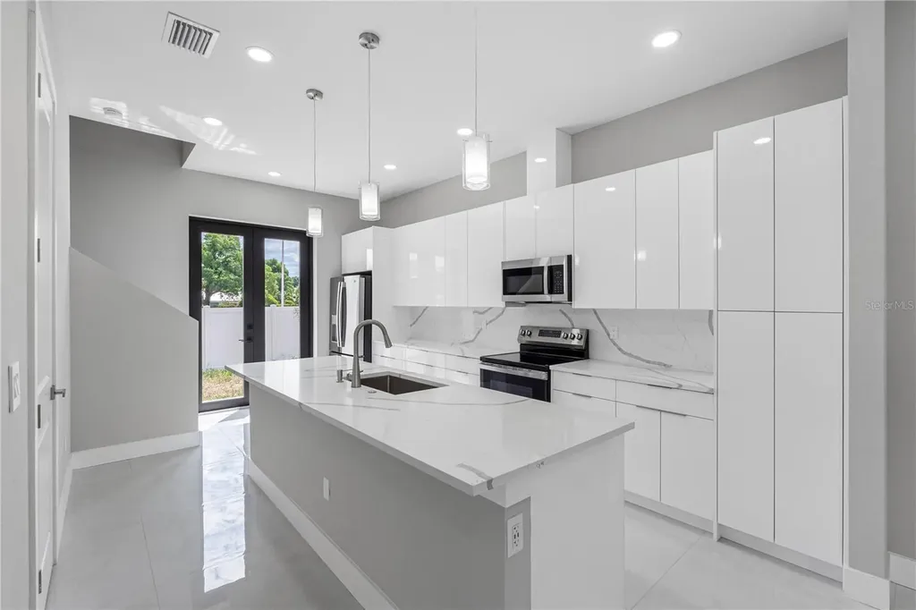 7015 N Central Avenue Tampa FL 33604