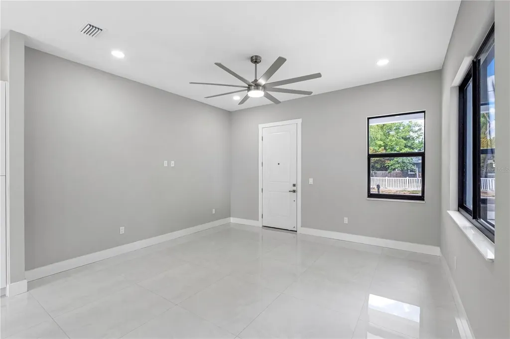 7015 N Central Avenue Tampa FL 33604