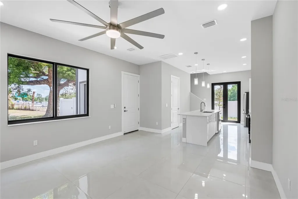 7015 N Central Avenue Tampa FL 33604