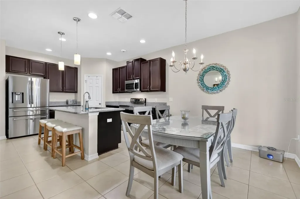 3262 Plumlee Court Grand Island FL 32735