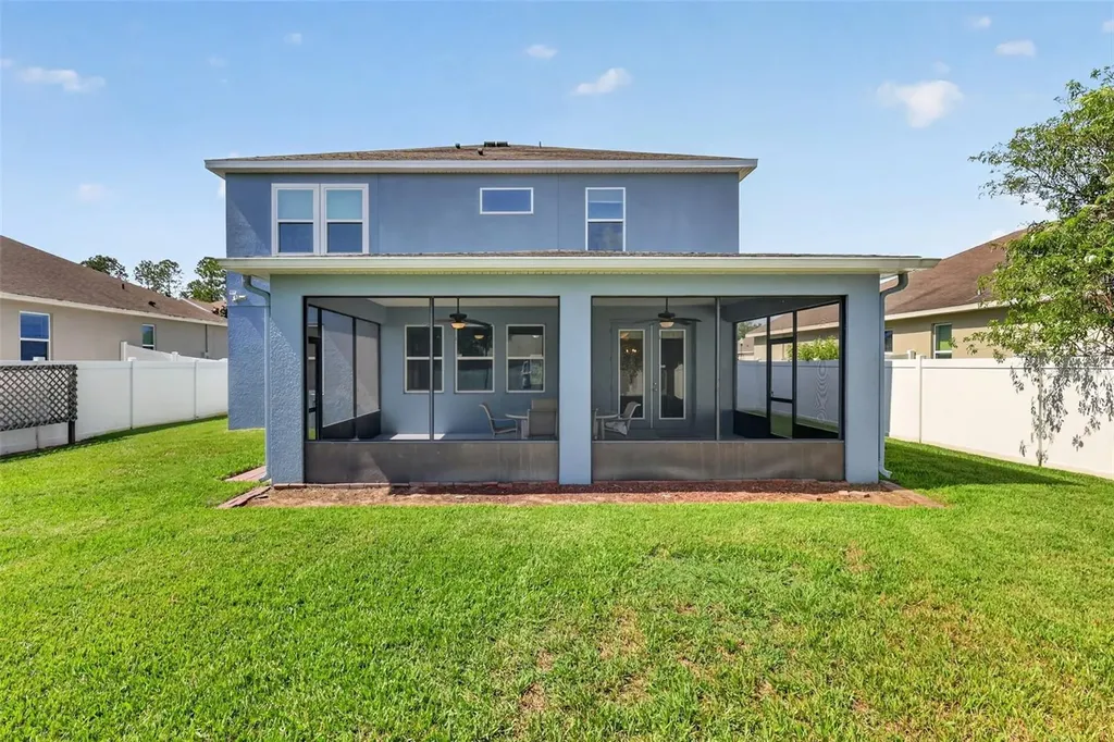 3262 Plumlee Court Grand Island FL 32735