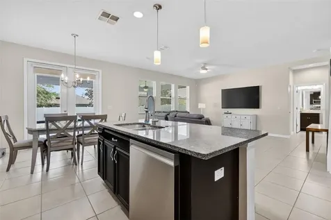 3262 Plumlee Court Grand Island FL 32735