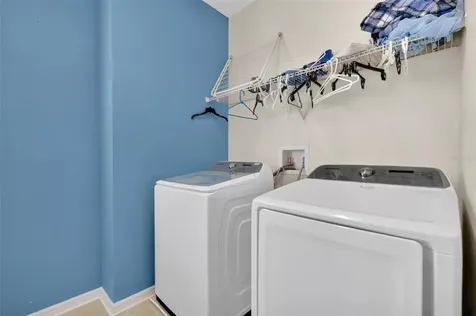 3262 Plumlee Court Grand Island FL 32735