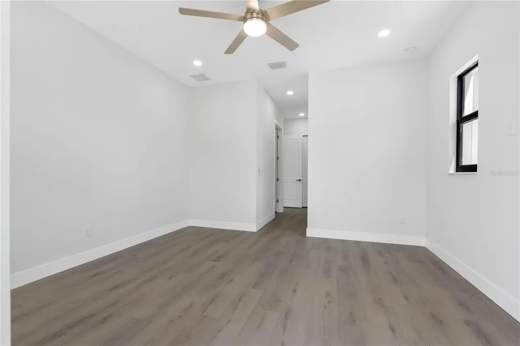 7015 N Central Avenue Tampa FL 33604
