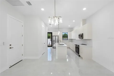 7015 N Central Avenue Tampa FL 33604