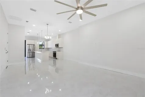 7015 N Central Avenue Tampa FL 33604