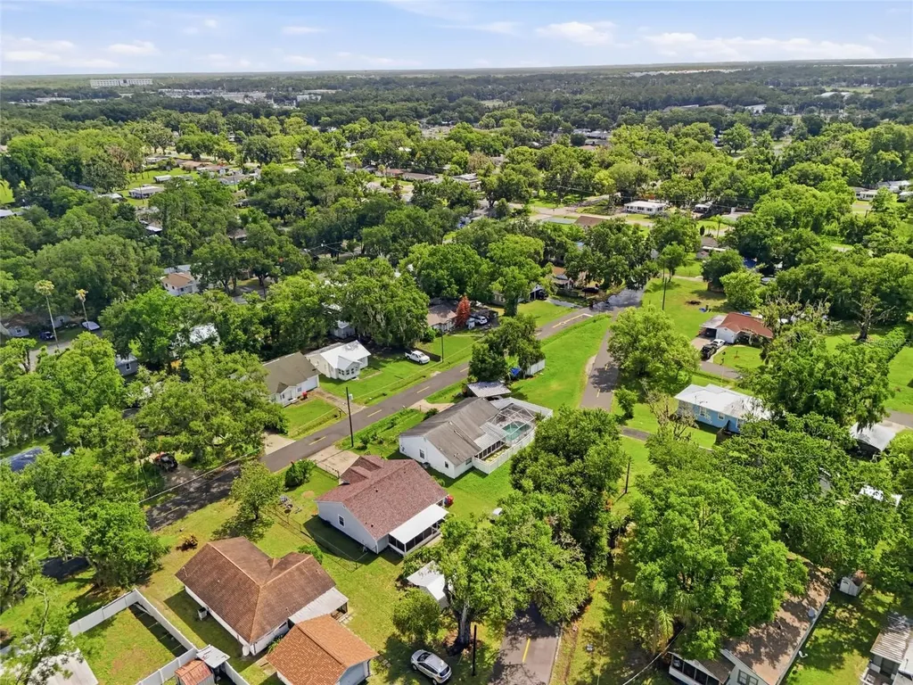 1405 E Frances Avenue Plant City FL 33563