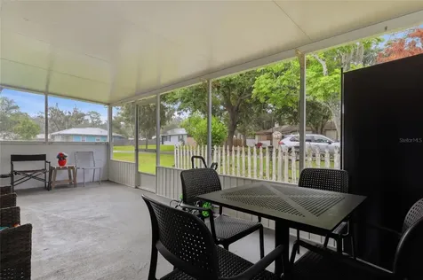 1405 E Frances Avenue Plant City FL 33563