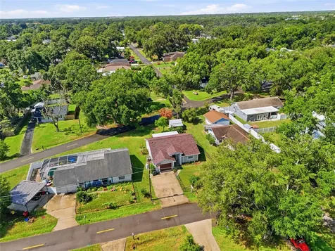 1405 E Frances Avenue Plant City FL 33563