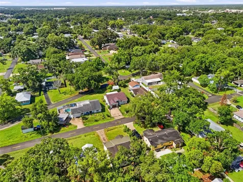 1405 E Frances Avenue Plant City FL 33563