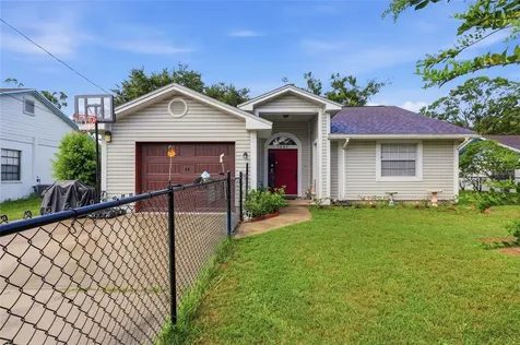 1405 E Frances Avenue Plant City FL 33563