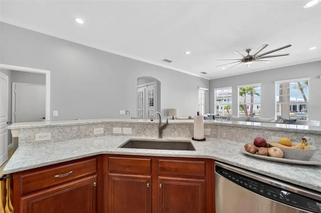 5722 Sea Trout Place Apollo Beach FL 33572