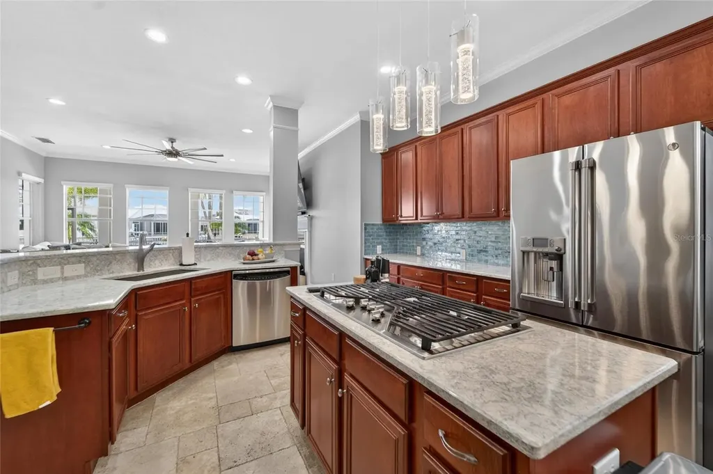 5722 Sea Trout Place Apollo Beach FL 33572