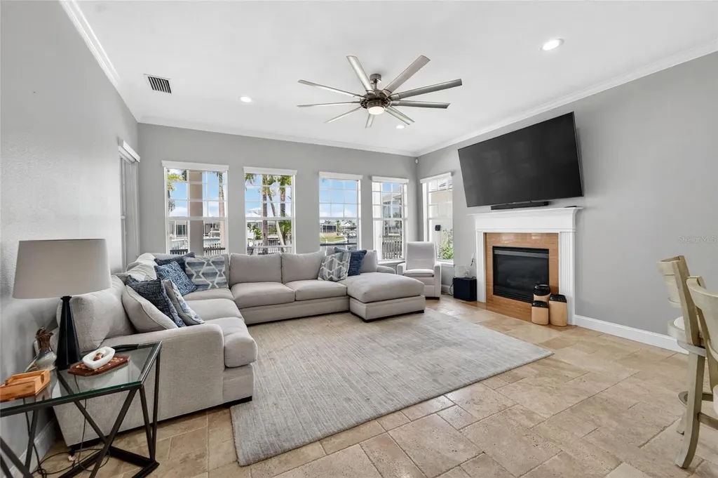 5722 Sea Trout Place Apollo Beach FL 33572