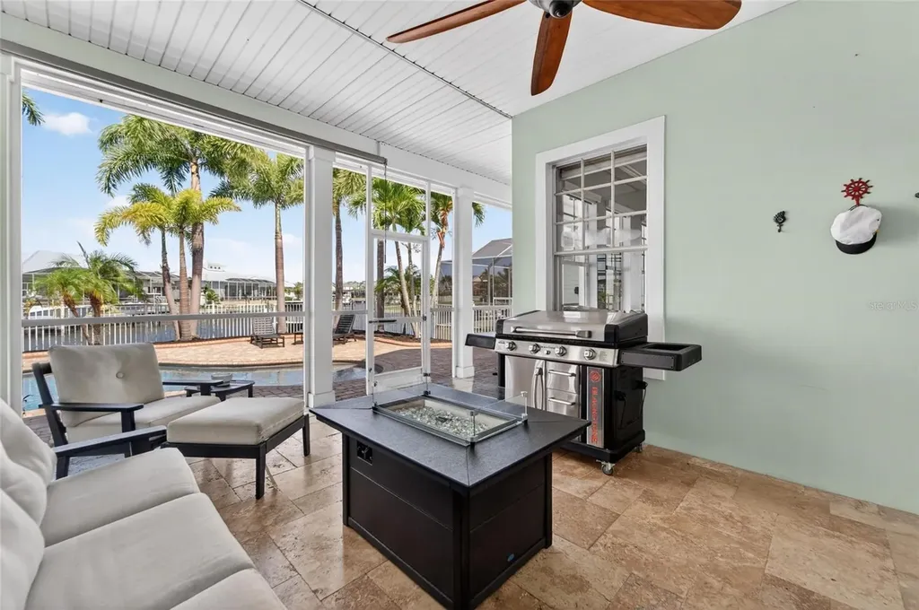 5722 Sea Trout Place Apollo Beach FL 33572