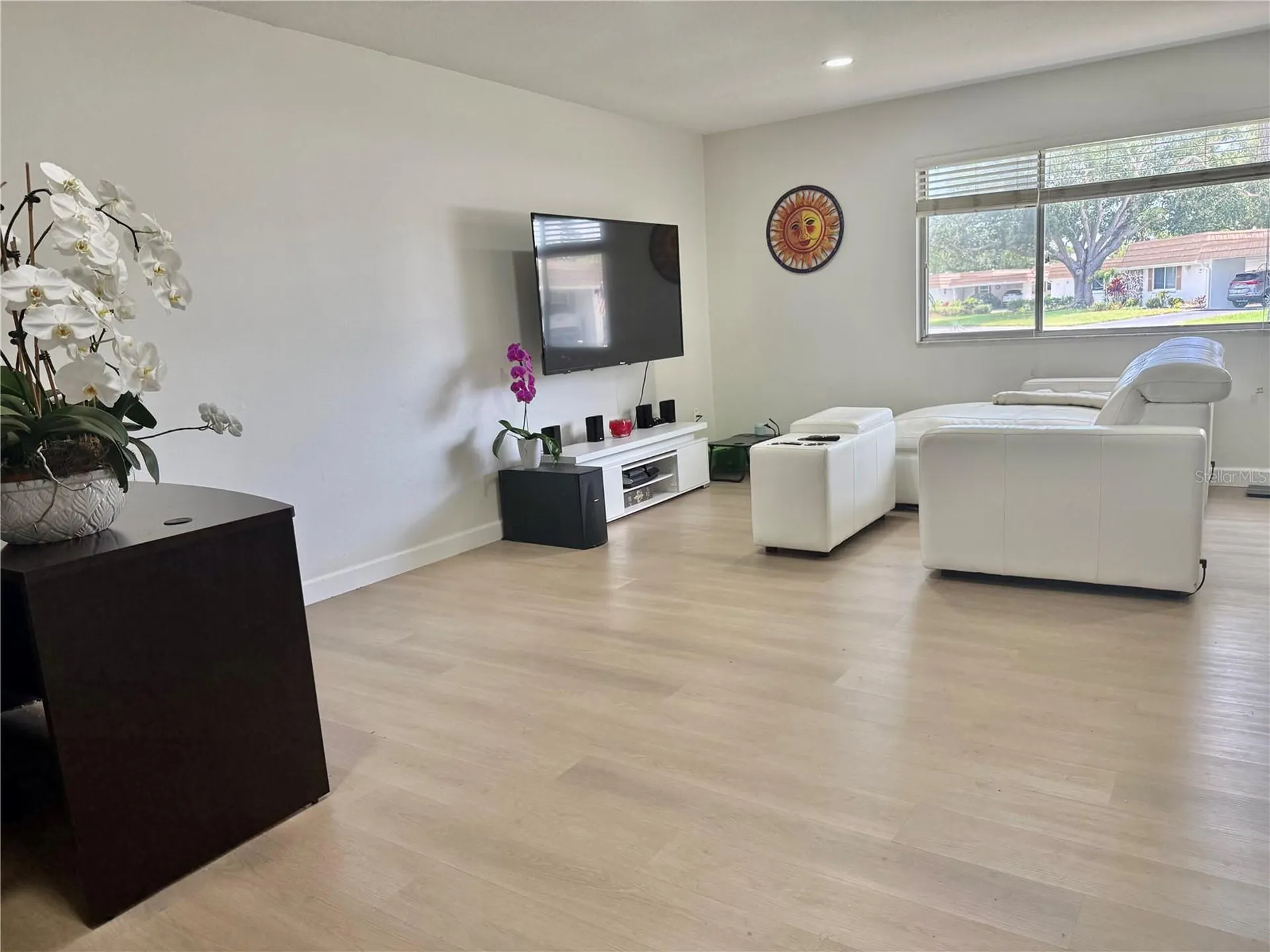 5440 Riverbluff Circle Sarasota FL 34231