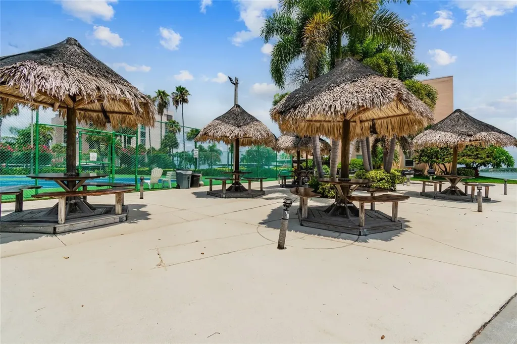 7425 Bay Island Drive S South Pasadena FL 33707