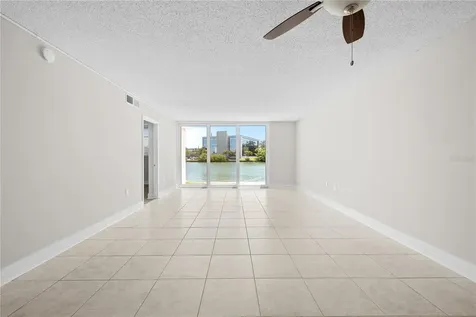 7425 Bay Island Drive S South Pasadena FL 33707