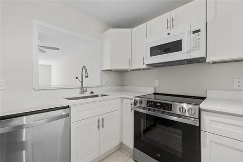 7425 Bay Island Drive S South Pasadena FL 33707