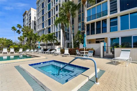 7425 Bay Island Drive S South Pasadena FL 33707