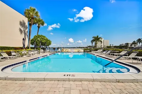 7425 Bay Island Drive S South Pasadena FL 33707